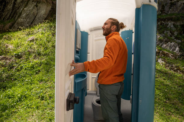 Best Portable restroom solutions  in Holly Springs, GA