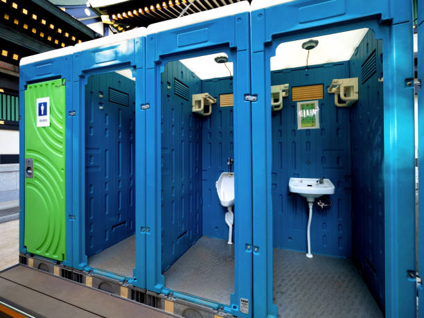 Best Best portable toilet rental  in Holly Springs, GA