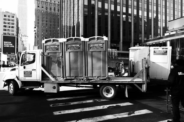 Portable Toilet Options We Offer in Holly Springs, GA